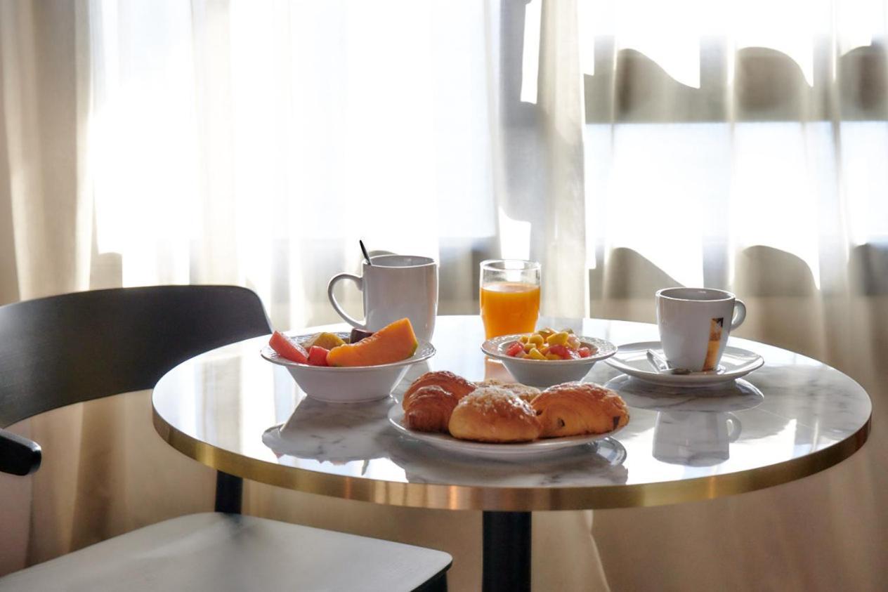 Hotel Dina Morgabine Saint Denis Zewnętrze zdjęcie